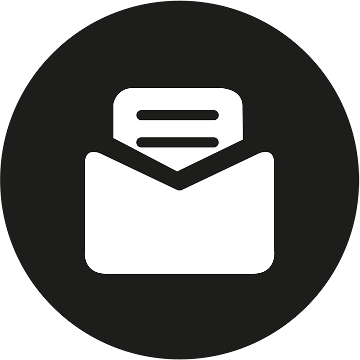Contacter par mail